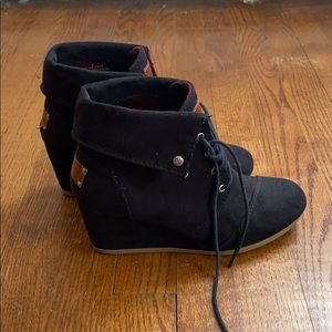 black ankle booties with plaid inside